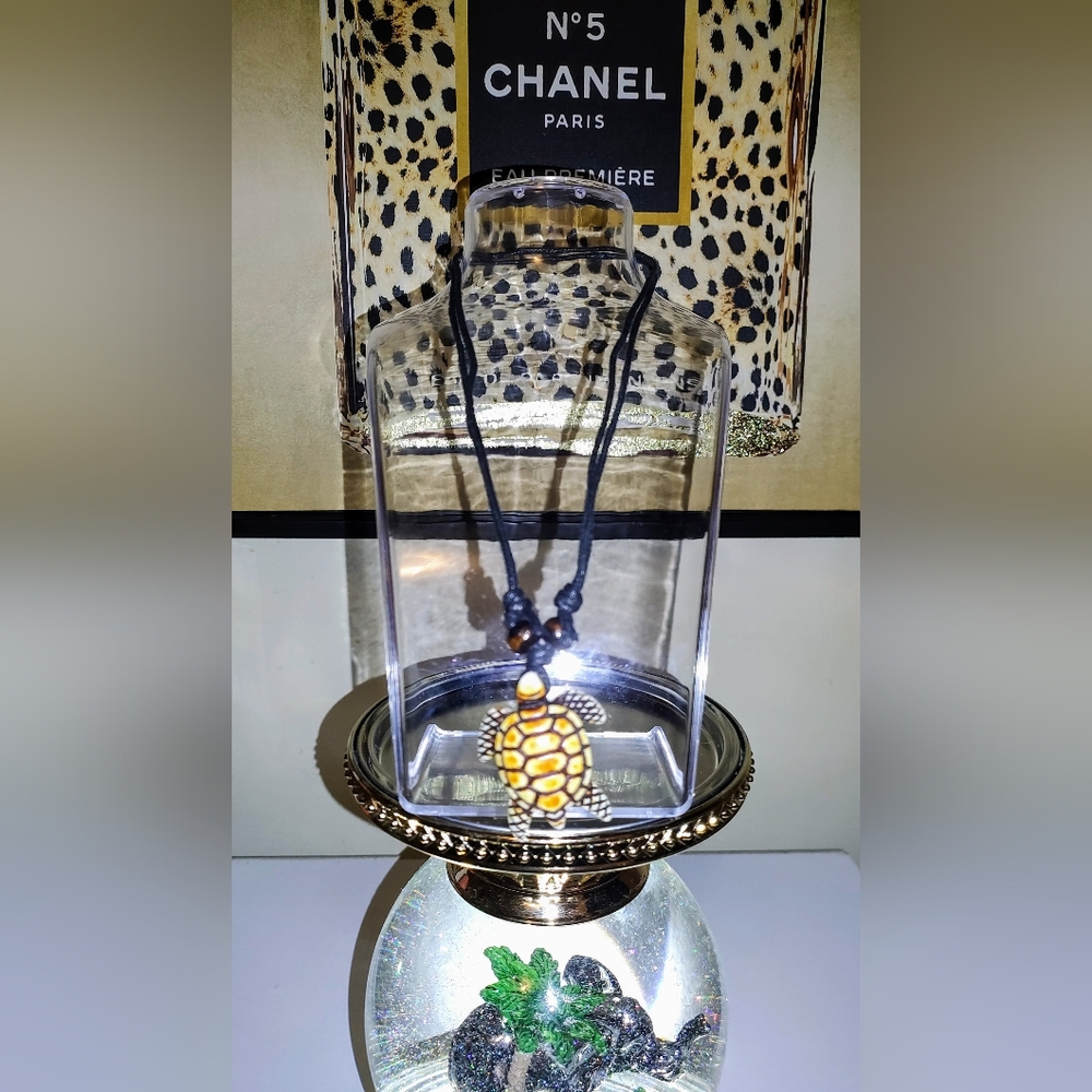 Retro Turtle Shape Pendant Necklaces For Men, Women Casual Accessories NWT